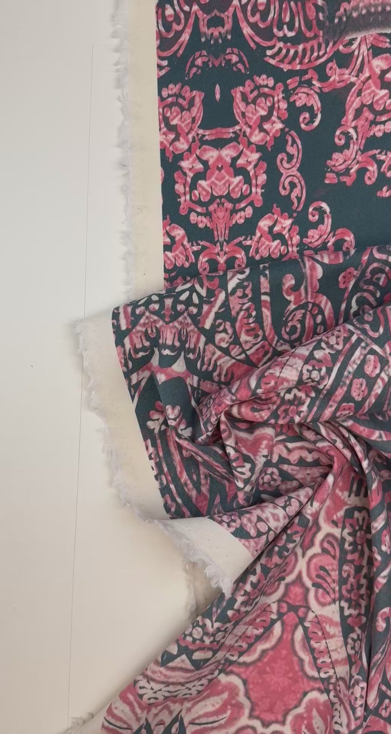 video 7745f865-2197-43a3-80a1-31b04bb63b4f