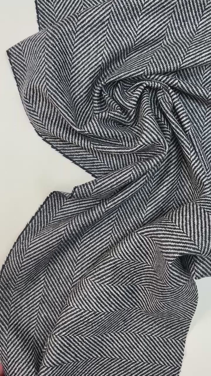 加载视频：video 67d43b41-e542-40cf-89da-6cfd3db3b304