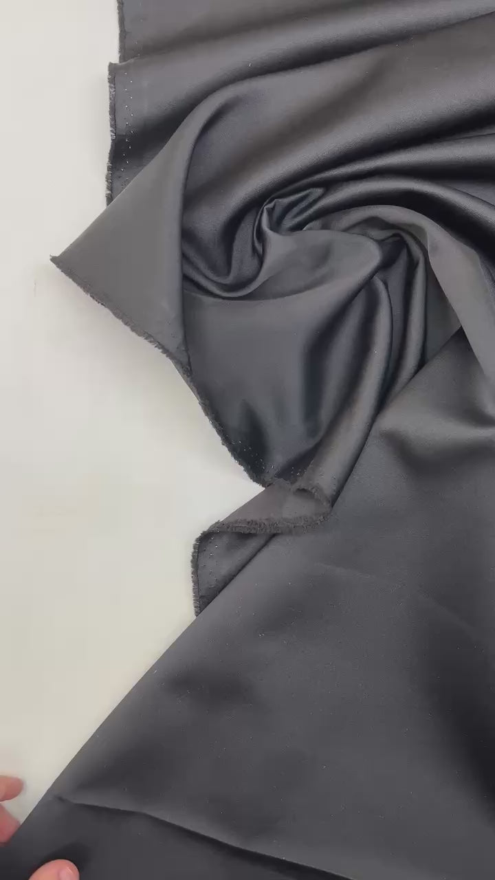 video 668525c5-2884-4b7e-83c1-96e3d55c6274