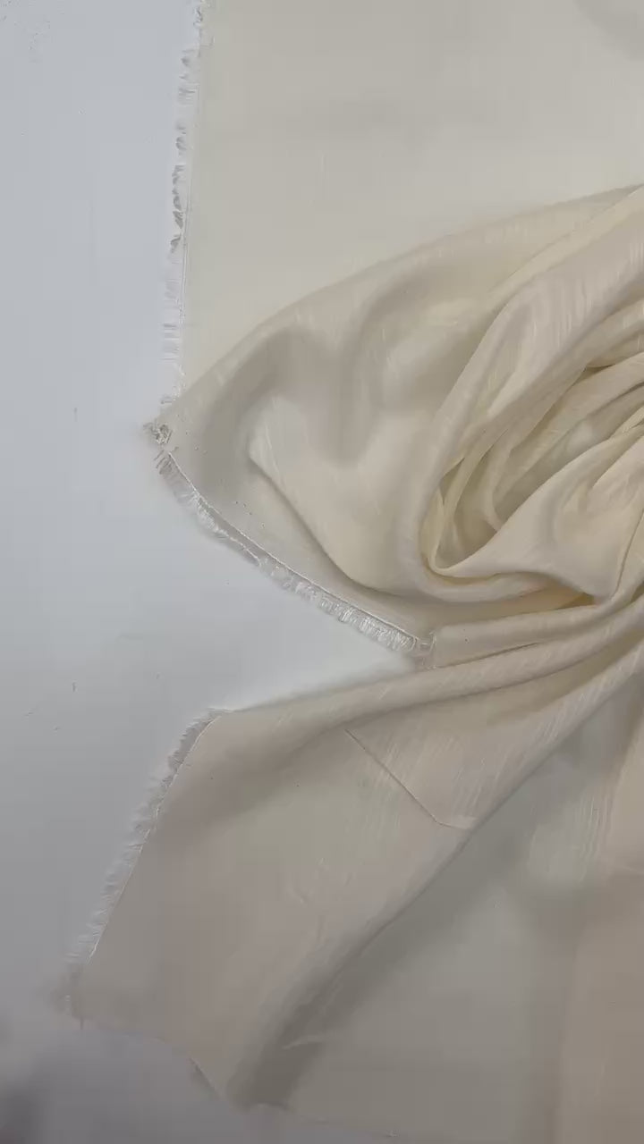 video d5535300-842e-4596-a940-d0eac5700c51