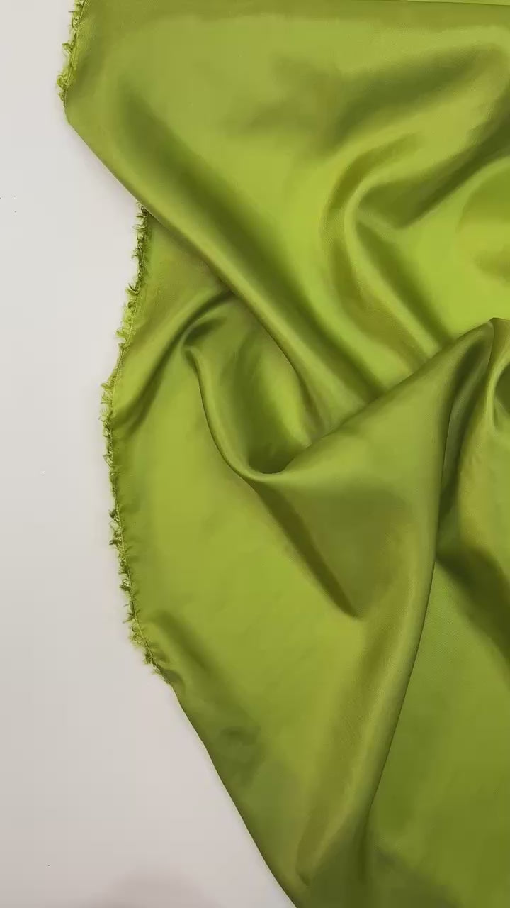 video 6d3d93d7-b6e4-4e44-bad0-18d7acc97bde