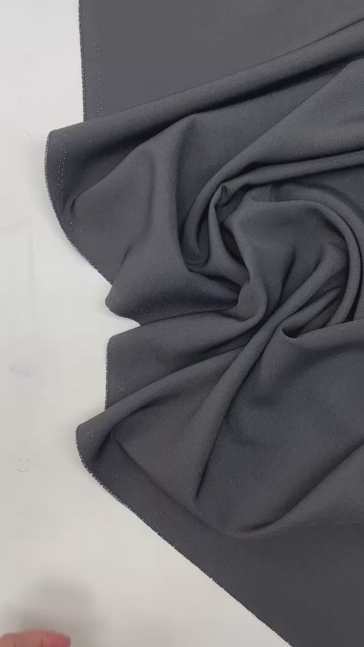 video 055f5697-0b51-4579-b25e-1bb80c1d4566