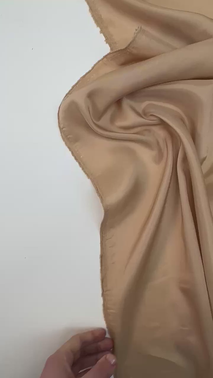 video 6c89f0d8-4519-4be6-a732-f3757ffa5341