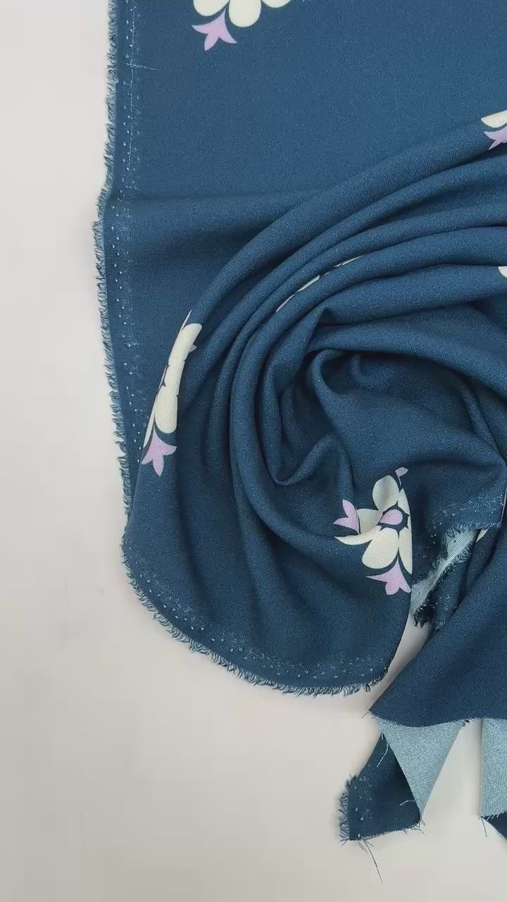 video 3678d186-526a-47f1-ab73-de7ec92cb2c4