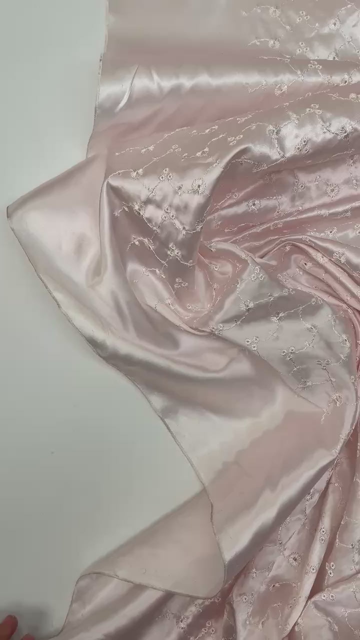 video 1c0b742e-fe62-4b26-9747-374891a540c2